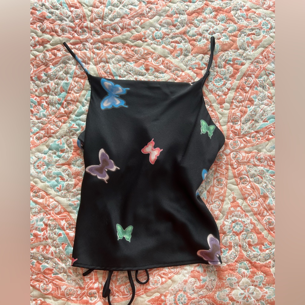 Lisa Says Gah Black Butterfly silk top